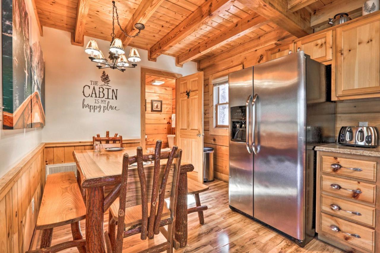 Cozy Cabin With Hot Tub In The Heart Of Pigeon Forge Villa Exteriör bild