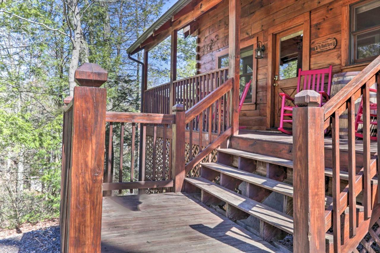 Cozy Cabin With Hot Tub In The Heart Of Pigeon Forge Villa Exteriör bild